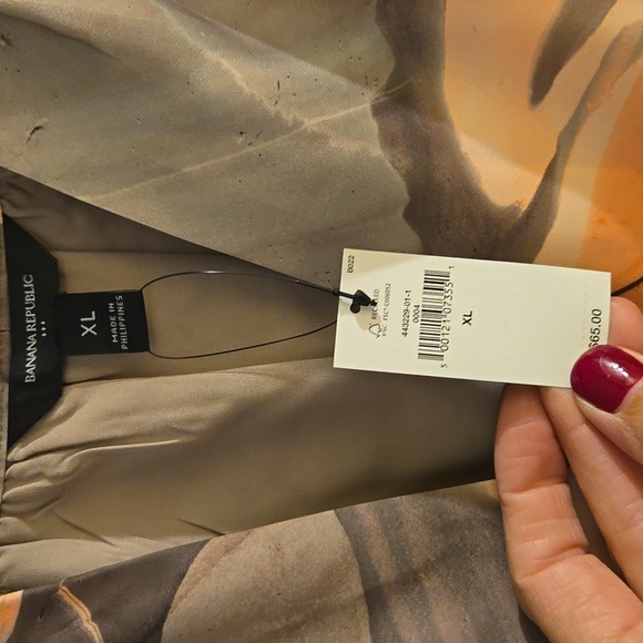 Banana Republic crop tank - Picture 2 of 3